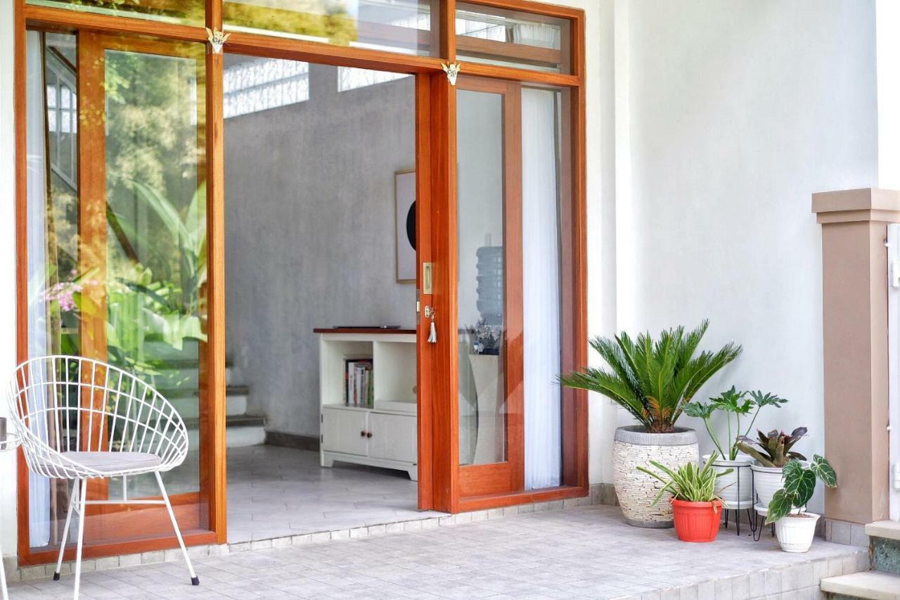 The Sloth Bali Hotell Canggu Exteriör bild