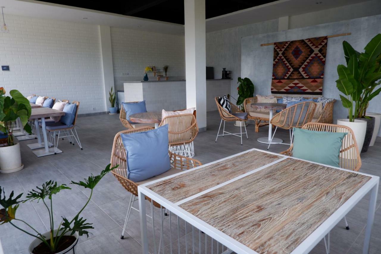 The Sloth Bali Hotell Canggu Exteriör bild